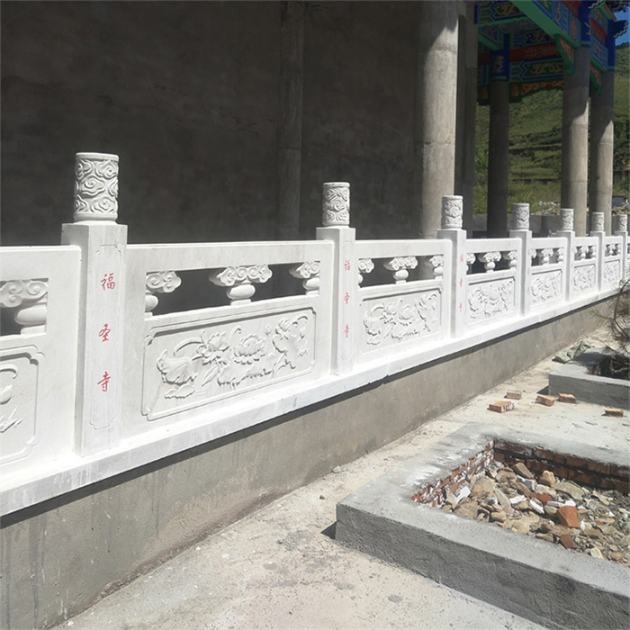 许昌草白玉石栏杆厂家联系方式