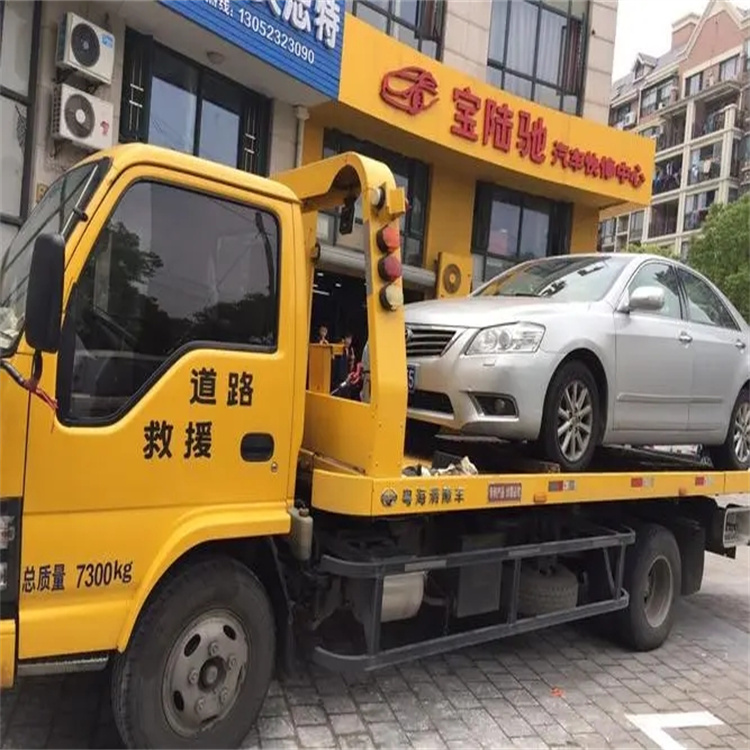 徐州沛县道路救援吊车收费标准 卸货叉车出租 滚轮输送设备