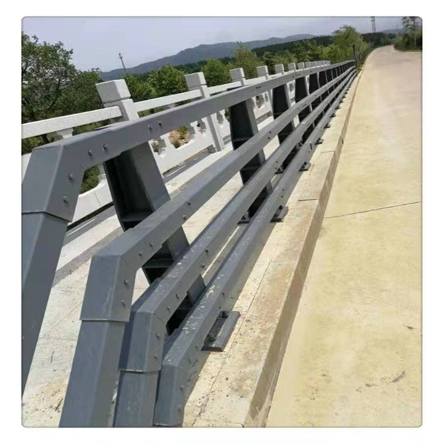永康栏杆钢板立柱品质好助力建筑安全稳固