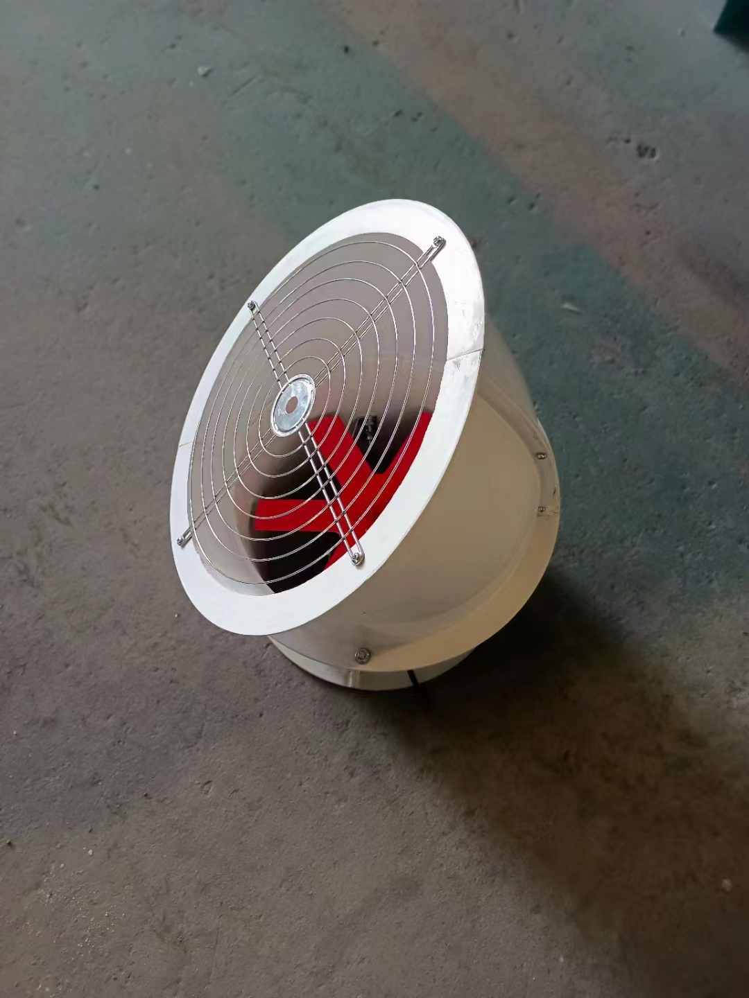 德州灿辉出售鼓式斜流风机多少钱,屋顶通风机效率高