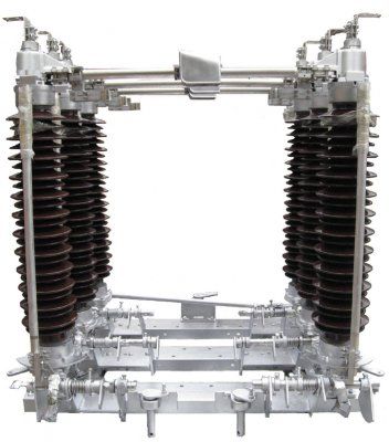 户外隔离开关GW4-12/630各种型号11KV出口型隔离开关