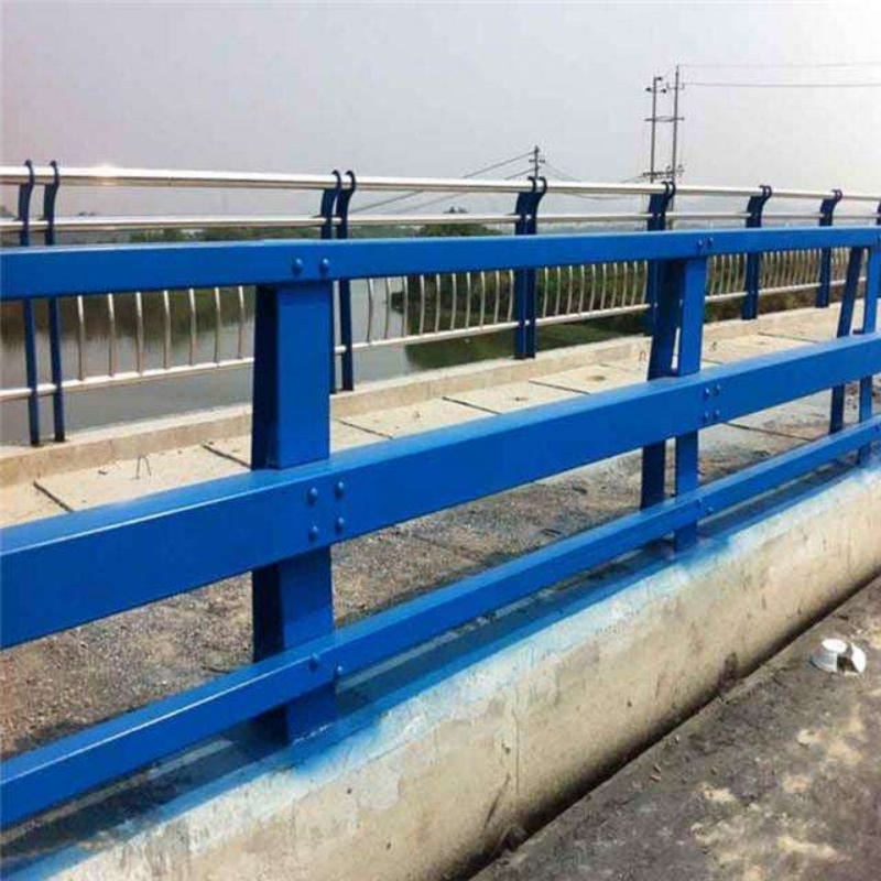 海北河边不锈钢防撞栏杆-钢防撞护栏性价比高