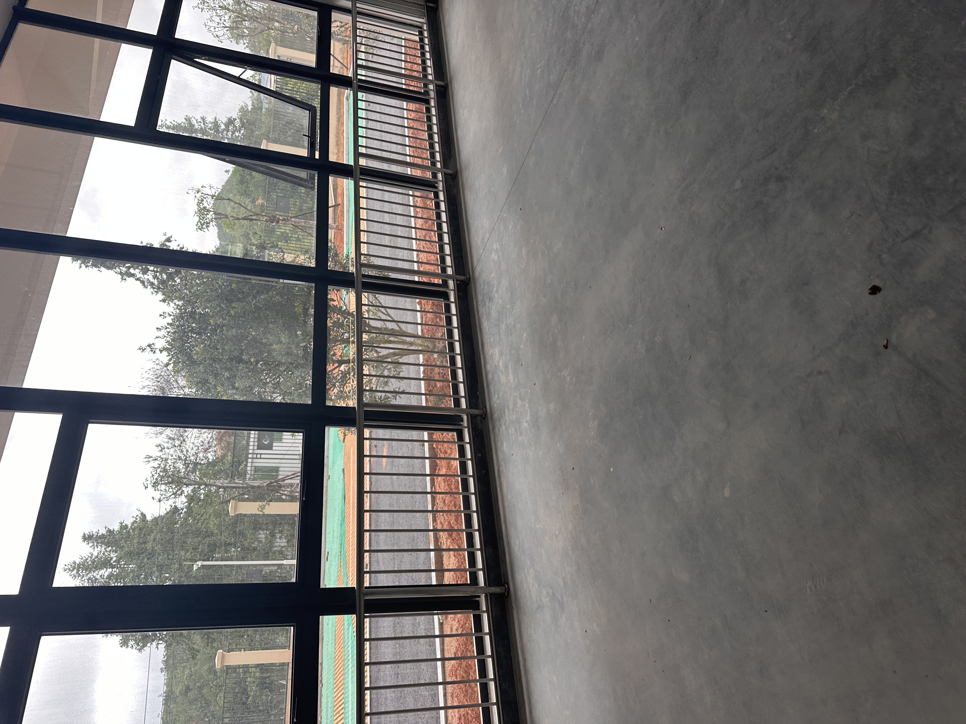 停车场防火卷帘门进户门价格，启功高安全反恐型升降柱现货