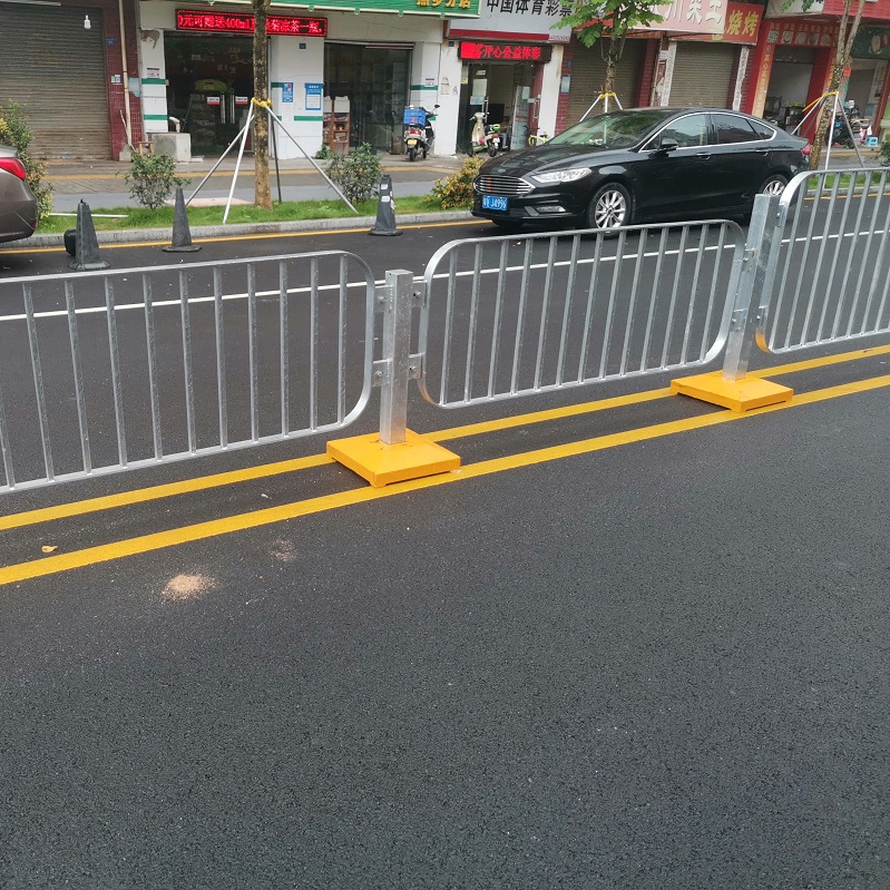 公明道路护栏重量说明 路中间护栏售价