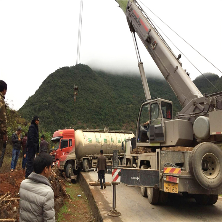 石家庄行唐县道路救援拖车吊车 随车吊出租 特种设备搬运