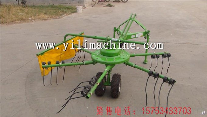廠家出口2.5米摟草機(jī)，旋轉(zhuǎn)式摟草攤曬機(jī)，翻曬機(jī)圖片