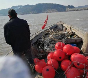 宜春市水面拦污浮筒 厂家直销航道浮标