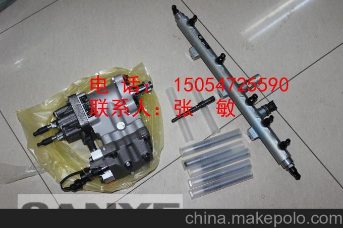 小松發(fā)動機(jī)pc300-8發(fā)動機(jī)連接器圖片