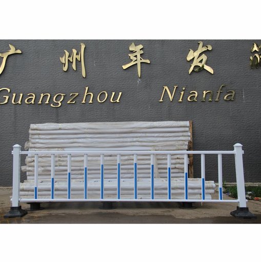 現(xiàn)貨道路設(shè)施市政護欄 人行道藍白隔離護欄支持定制圖片