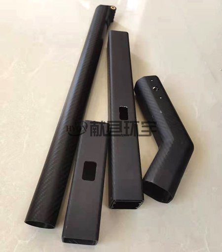 碳纖彎管 攝影器 異形產(chǎn)品 本廠專業(yè)生產(chǎn)碳纖維產(chǎn)品圖片