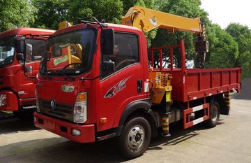 東風(fēng)御虎6.3噸隨車吊