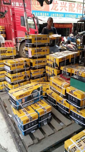 批發(fā)超威鋰電池，電動(dòng)車(chē)鉛酸電池48v20ah 60v20ah圖片