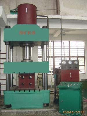 供應(yīng)鄭州探礦315T液壓機(jī)，四柱液壓機(jī)?？蚣芤簤簷C(jī)。圖片