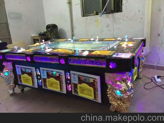 昌盛電玩游戲機專賣店，正規(guī)廠家直銷，不滿意可以退換，保證盈利圖片