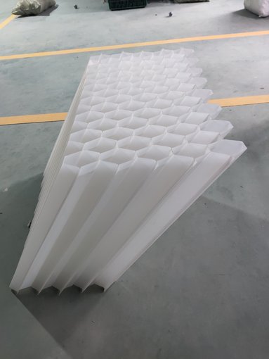 斜管生產(chǎn)廠家 六角蜂窩聚丙烯斜管 沉淀池斜管污水處理斜板填料圖片