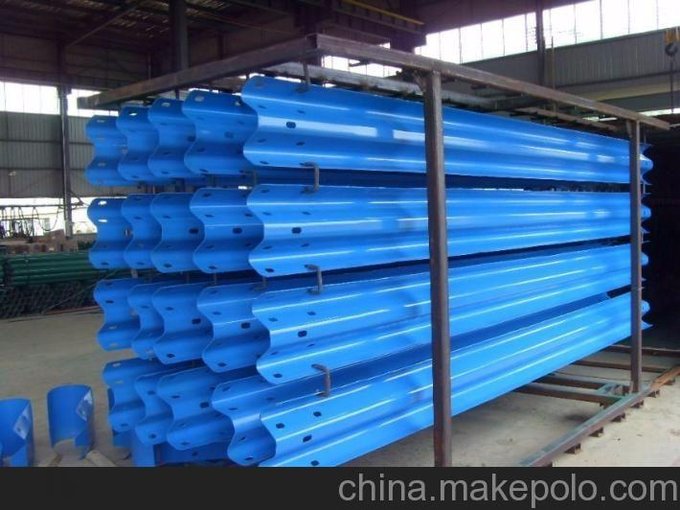 榮昌高速公路護(hù)欄板型號圖片