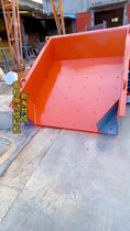 吊掛式電機(jī)振動(dòng)給料機(jī)
