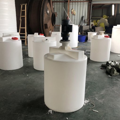 50立方水處理加藥箱聯(lián)系祥盛圖片
