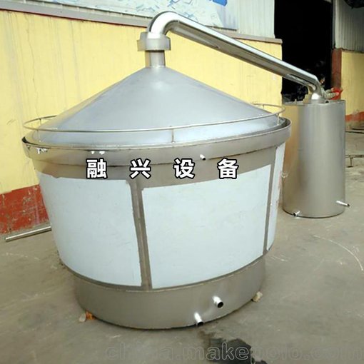 小型釀?dòng)衩拙圃O(shè)備 不銹鋼蒸酒鍋圖片