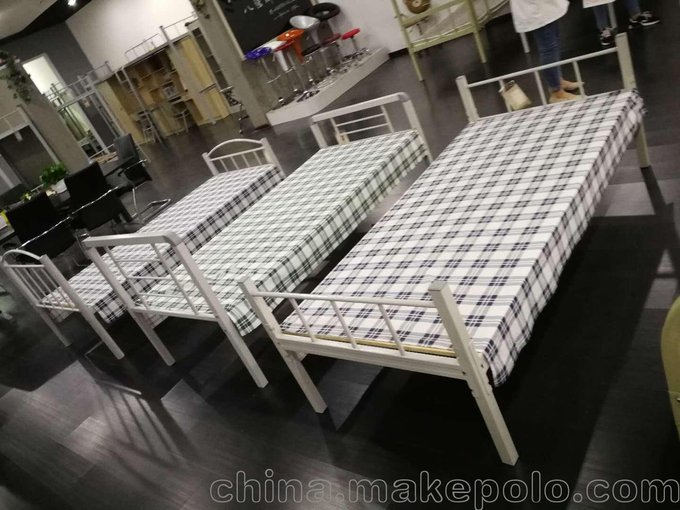 成都凱豐廠家批發(fā)簡約式折疊單人鐵床圖片