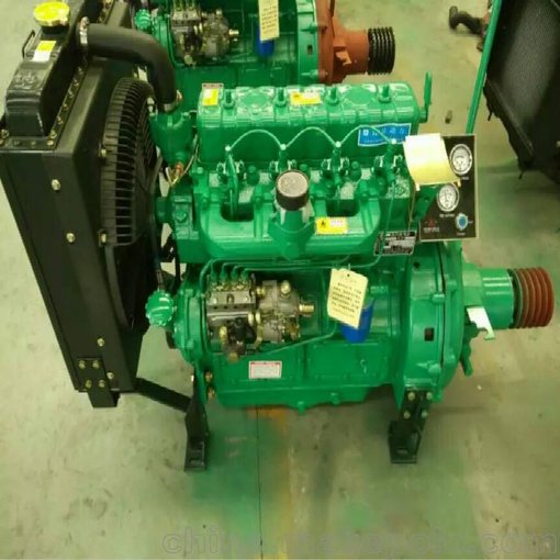 小鏟車潤(rùn)工山東濰坊柴油機(jī)品種齊全圖片