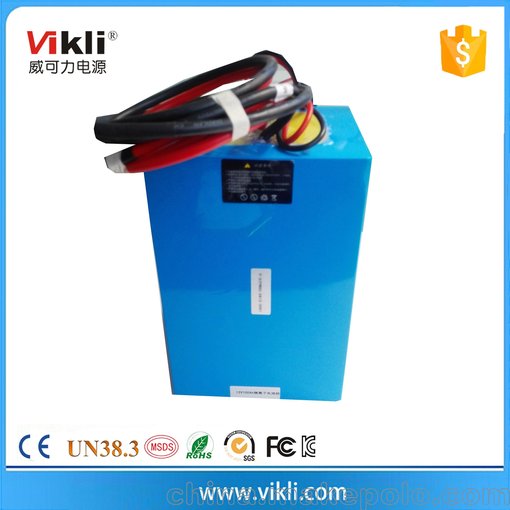 磷酸鐵鋰電池組12V100Ah風(fēng)光互補(bǔ)發(fā)電站儲能蓄電池圖片