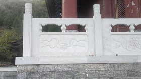 景區(qū)寺院石欄桿-草白玉欄桿雕刻八寶圖案