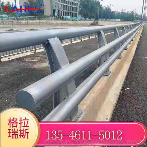 安徽橋梁護(hù)欄 高架橋防撞景觀隔離護(hù)欄廠家圖片