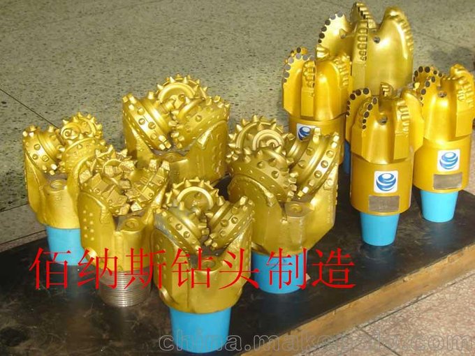 三牙輪鉆頭 81/2 牙輪掌片 311 石油鉆頭圖片