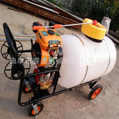 農(nóng)場種植農(nóng)作物打藥機 果園電動噴藥機圖片