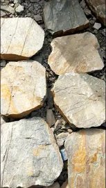 自然黄板岩碎拼 黄木纹碎拼 虎皮石碎拼专业生产虎皮黄板岩