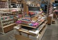 供应南京展柜厂家直销2019新款饰品展柜价格优惠款式多样