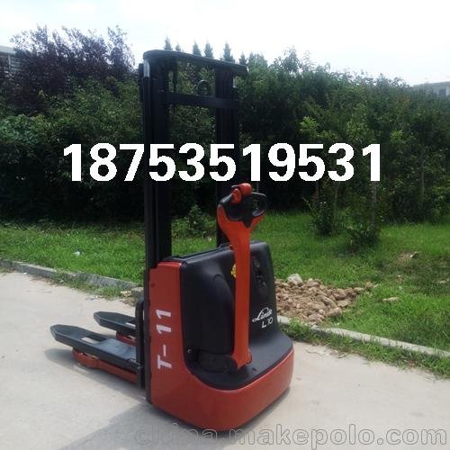 煙臺冷鏈冷庫電動叉車蓄電池修復(fù)保養(yǎng)圖片