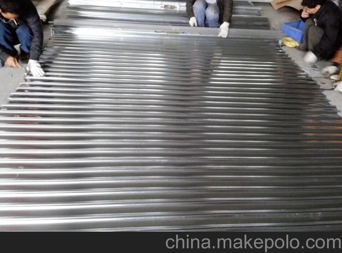創(chuàng  )堅信美不銹鋼卷閘門(mén) 廠(chǎng)家直銷(xiāo) 高檔鋁合金卷閘門(mén)批發(fā) 卷閘門(mén)圖片
