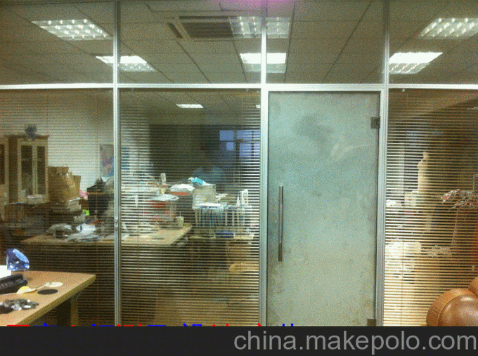 杭州辦公家具 高隔斷 玻璃隔斷墻 廠家直銷屏風 辦公桌 員工桌椅圖片
