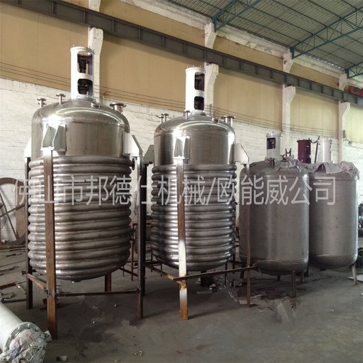 北京反應(yīng)釜 上海環(huán)氧樹(shù)脂設(shè)備 不飽和樹(shù)脂反應(yīng)釜 天津化工設(shè)備圖片