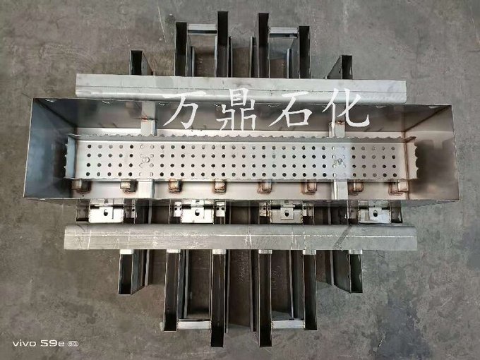 槽式液體分布器 安平塔內(nèi)件生產(chǎn)定制廠家圖片