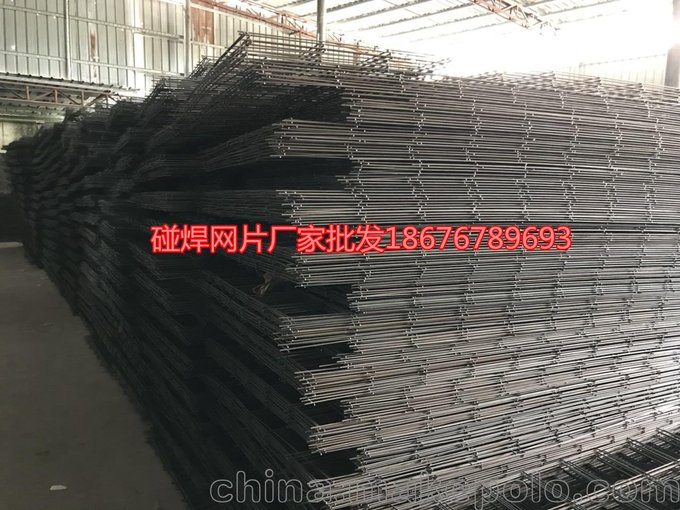 供應廠(chǎng)家直銷(xiāo)碰焊網(wǎng)，現貨批發(fā)建筑工地網(wǎng)片萬(wàn)興達篩網(wǎng)圖片