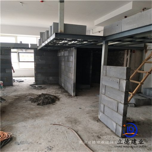 北京鋼結(jié)構(gòu)閣樓搭建 鋼結(jié)構(gòu)閣樓樓梯制作價(jià)格圖片