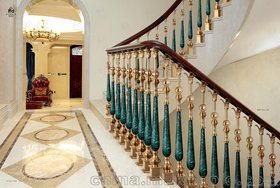 凯美拉 世界楼梯品牌，铜楼梯，铝楼梯，铜门，庭院门，入户门，屏风