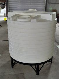 江蘇連云港定制PE加厚加藥箱  污水處理減水劑攪拌罐定制無毒