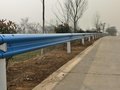 濮阳市热镀锌波形护栏防撞高速公路道路护栏  锌钢交通波纹护栏