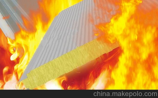 供應(yīng)巖棉手工板江蘇彩鋼板巖棉板廠家直銷彩鋼板A級防火板圖片