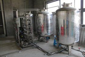 供应泰州医疗消毒清洗纯化水设备 符合GMP认证