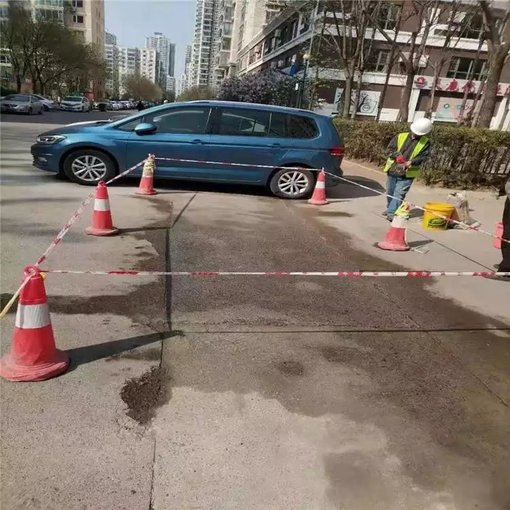南昌新建水泥混凝土路面快速修補(bǔ)料廠家圖片