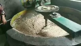 聚財(cái)液壓榨油機(jī)生產(chǎn)廠家加工視頻播放