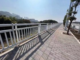 山东浩圆富淼交通设施有限公司，桥梁防撞护栏