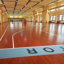 福州运动木地板铺设_篮球场地施工_福州体育馆枫木地板安装