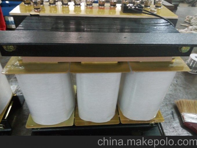 江蘇有直銷(xiāo)華通QZB--J-30KW起動(dòng)自耦變壓器圖片
