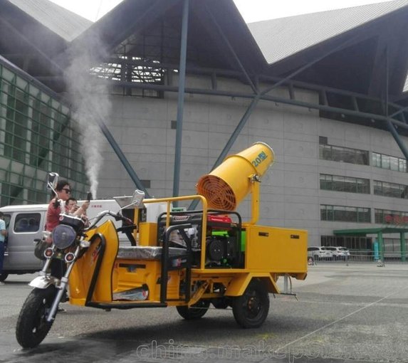 供應(yīng)廠家直銷電動(dòng)三輪車式噴霧機(jī)20-200L圖片